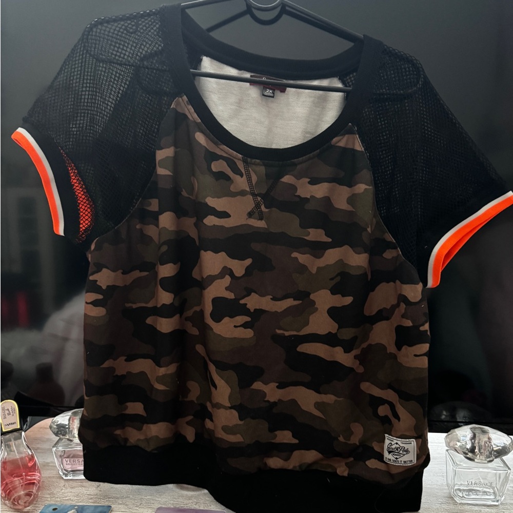 South Pole Black and Gray Top